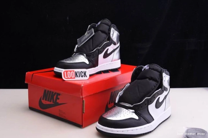 Cheap LUCY OG 1 CD0461-001 HIGH TOE AIR SILVER WMNS JORDAN 0818